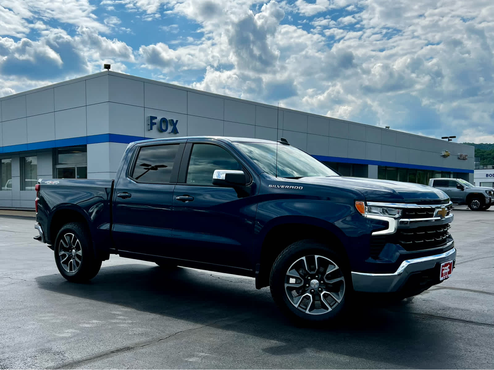 2023 Chevrolet Silverado 1500 LT (2FL) in Northsky Blue Metallic — front three-quarter view