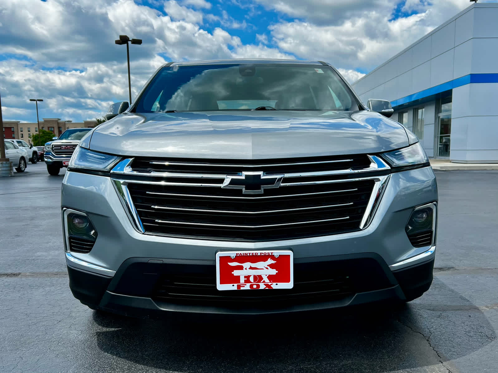 2023 Chevrolet Traverse — side profile view